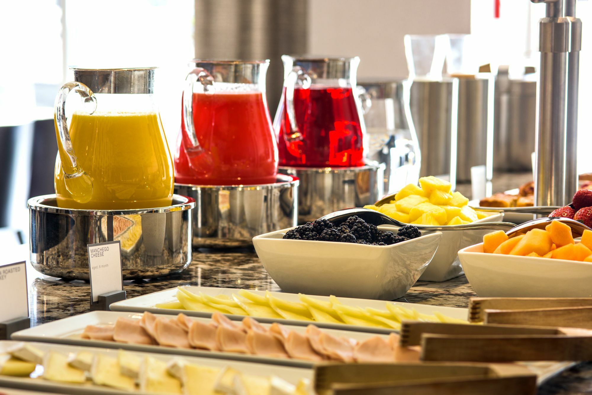 Ac Hotel By Marriott Boston Cleveland Circle Bagian luar foto